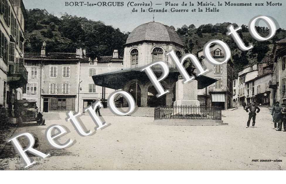 place de la mairie, le monument aux morts