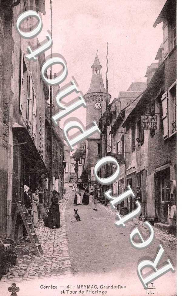 grande rue et tour de l&#039;horloge