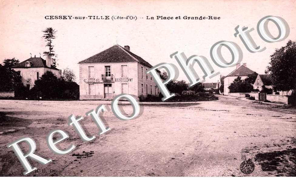 La place et grande rue