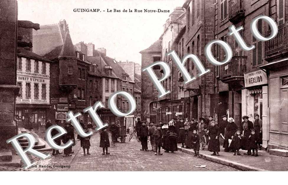 le bas de la rue Notre Dame