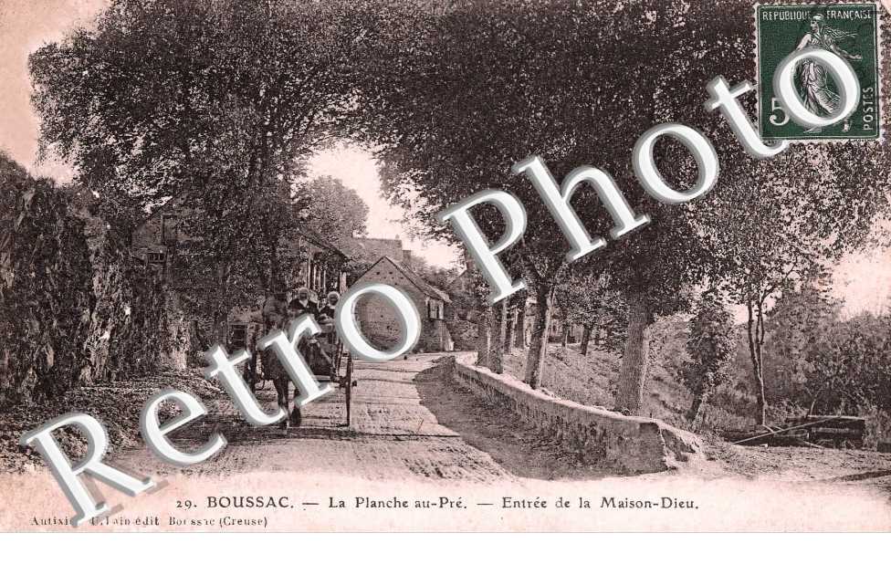 La Planche au pre - entree de la Maison Dieu