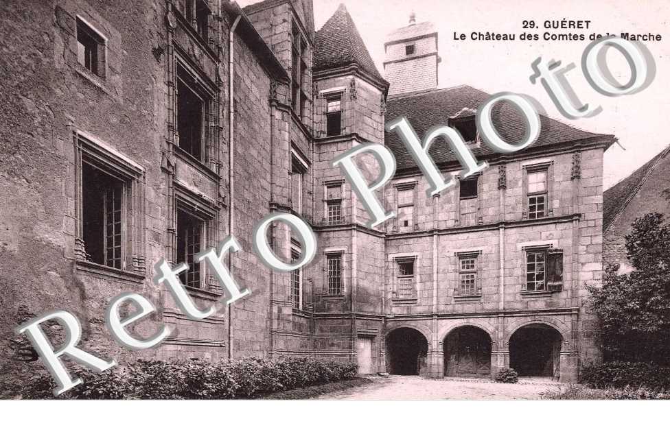 LE CHATEAU DES COMTES DE LA MARCHE