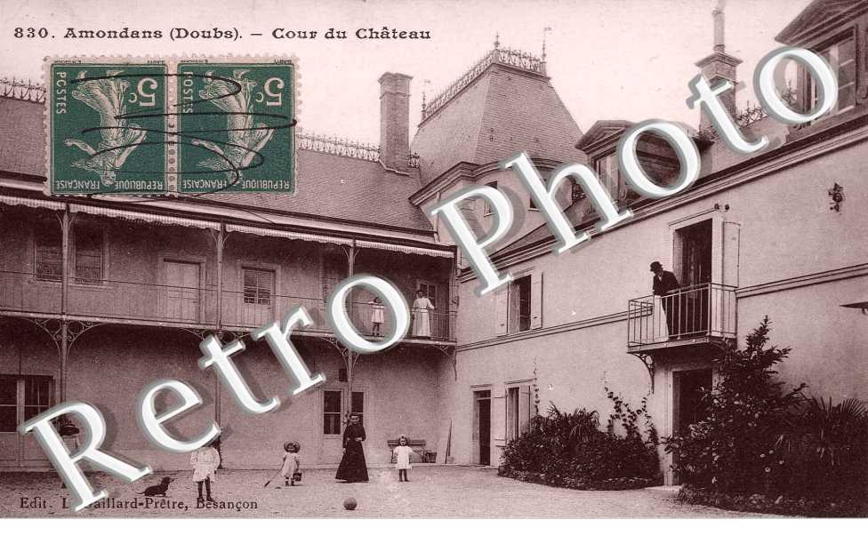 Cour du Chateau