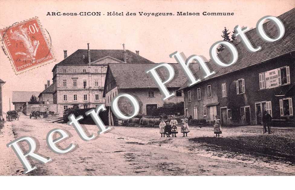 Hotel des Voyageurs, Maison Commune