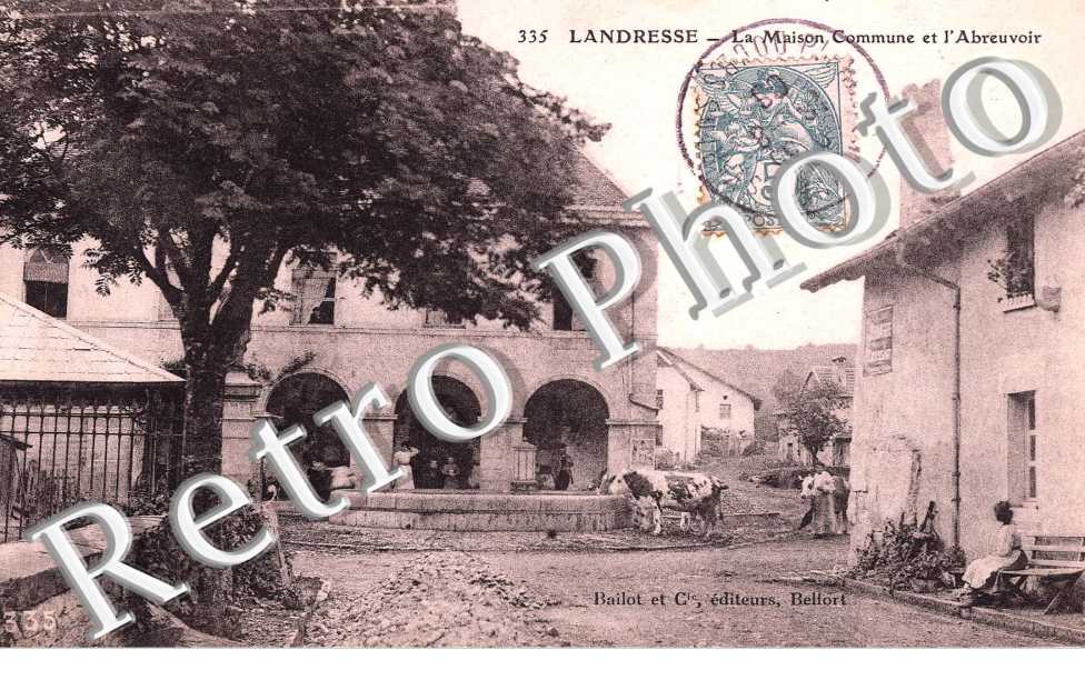 La Maison Commune et l&#039;Abreuvoir