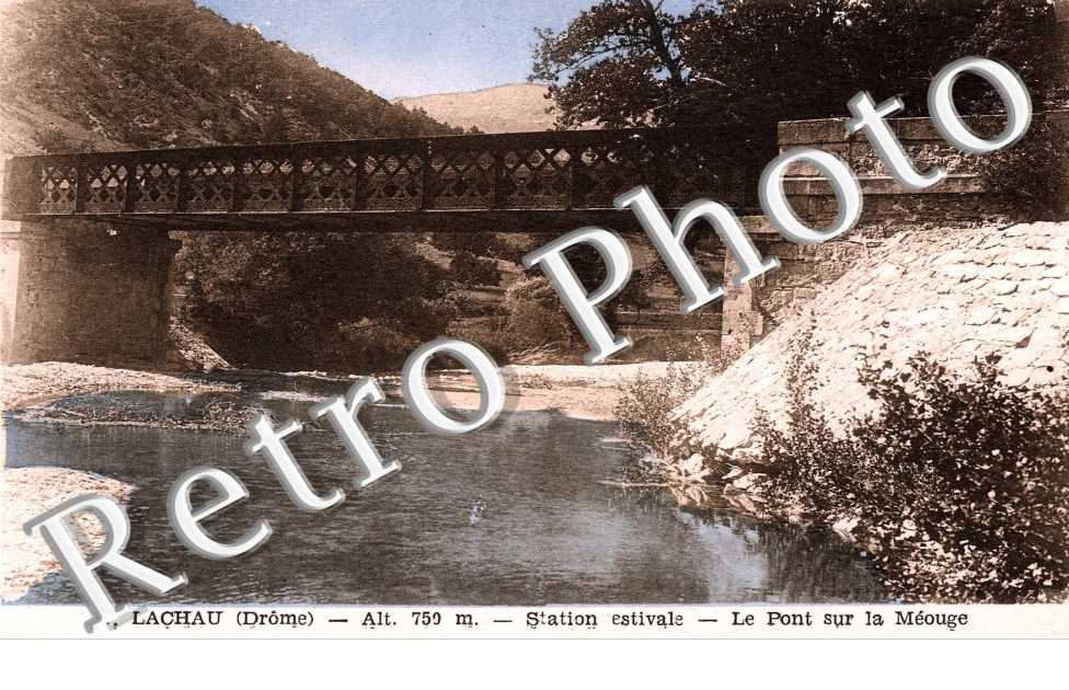 Station estivale - Le pont sur la Meouge