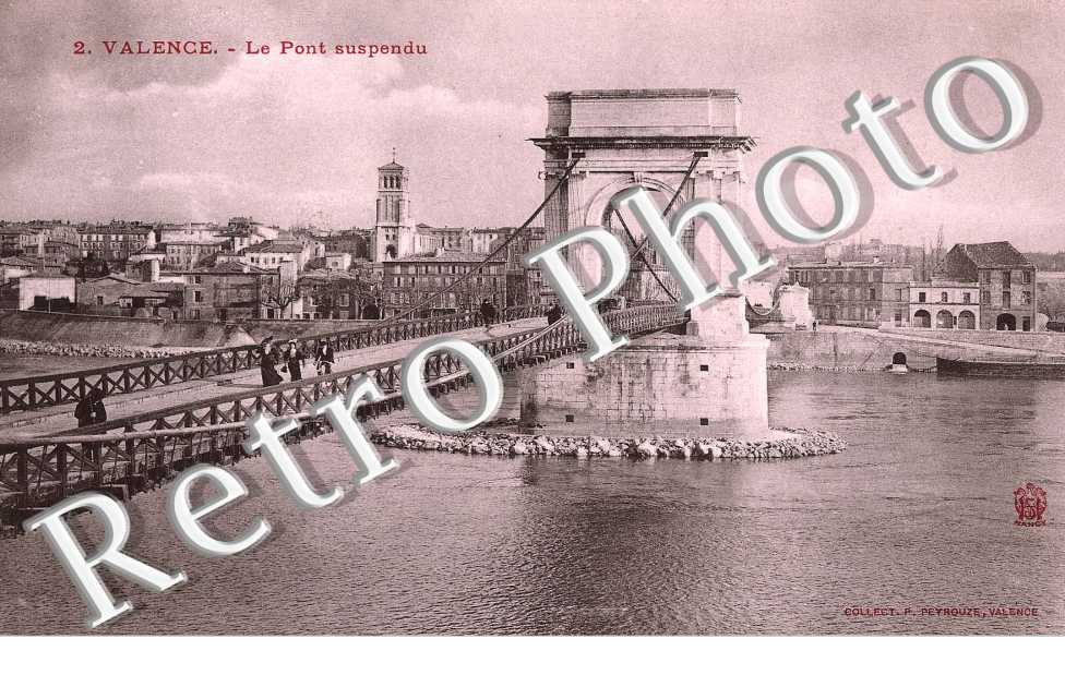 LE PONT SUSPENDU