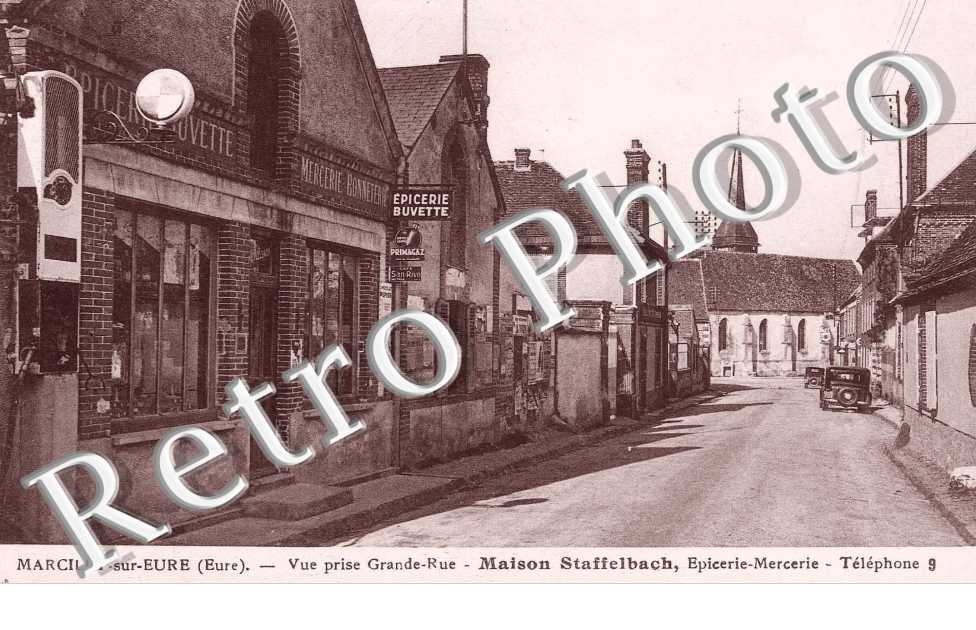 Vue prise grande rue - Maison Staffelbach Epicerie - mercerie