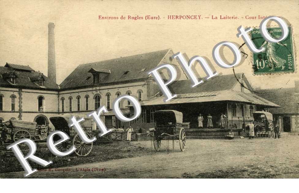 Herponay la laiterie -  cour interieur