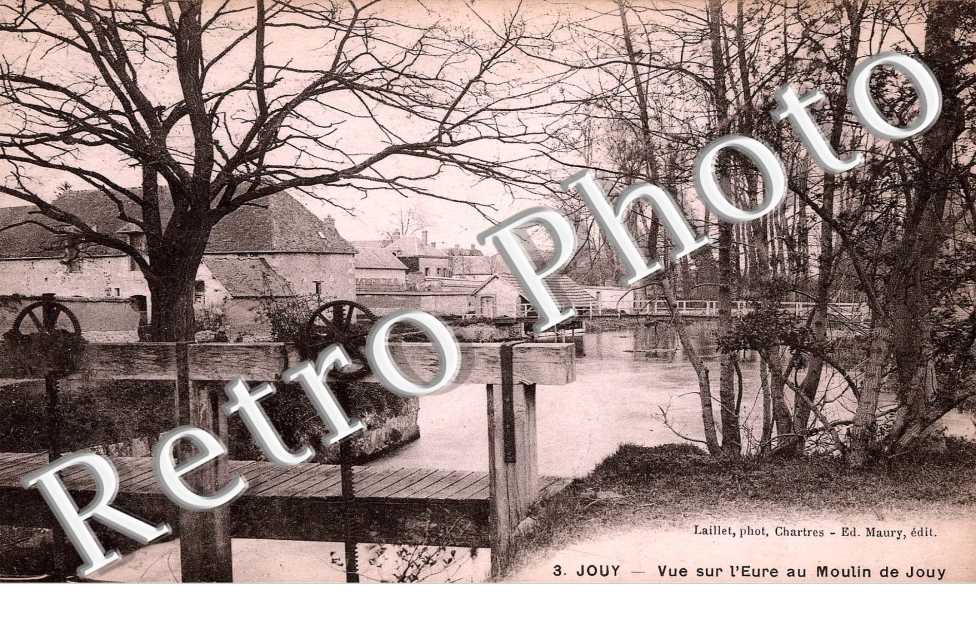 Vue sur l&#039;Eure au moulin