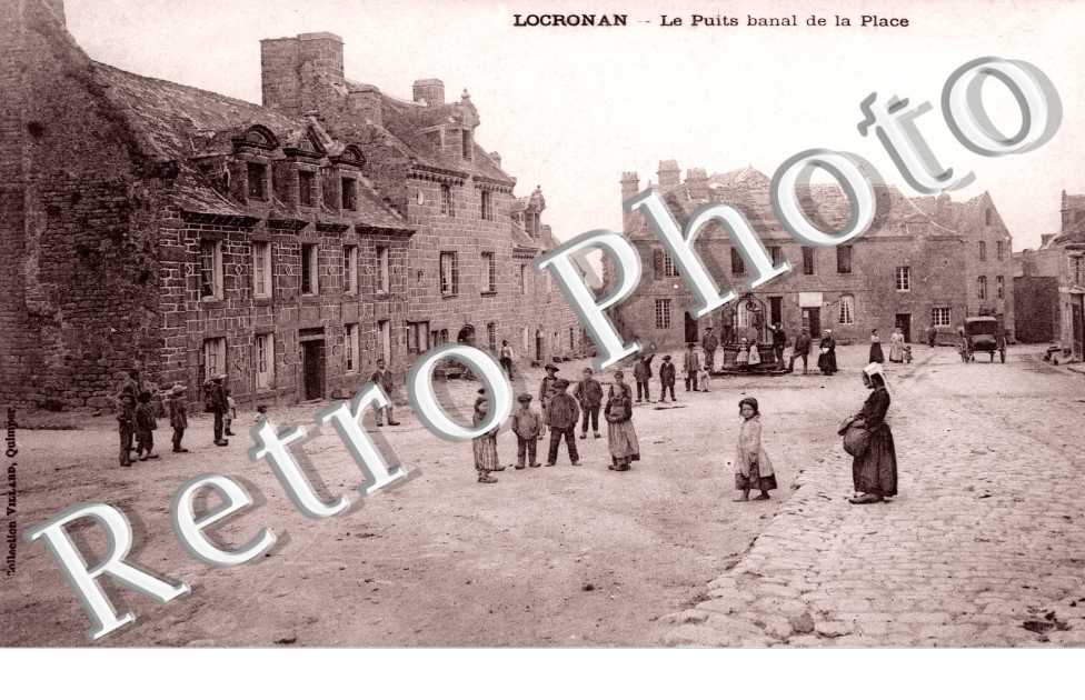 le puits banal de la place