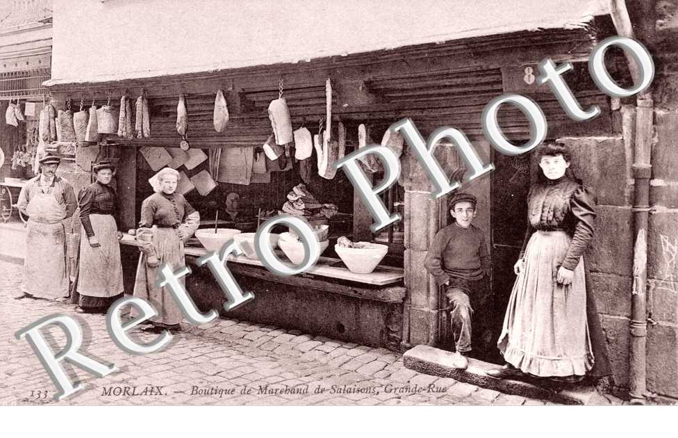 Boutique de marchand de salaisons, Grande rue