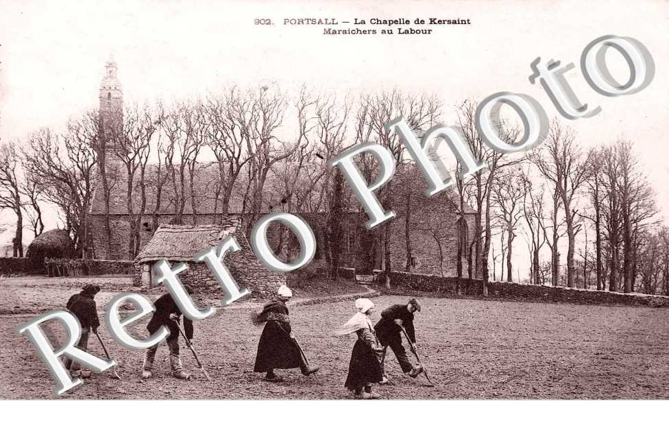 Portsall - la chapelle de Kersaint Maraichers au labour