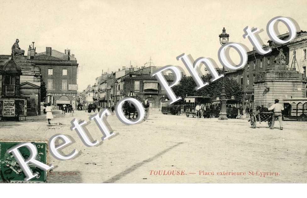 place exterieure Saint-Cyprien