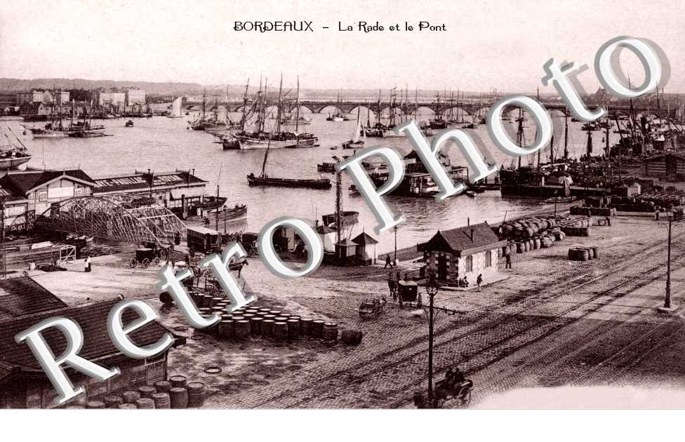 LA RADE ET LE PONT - tonneaux