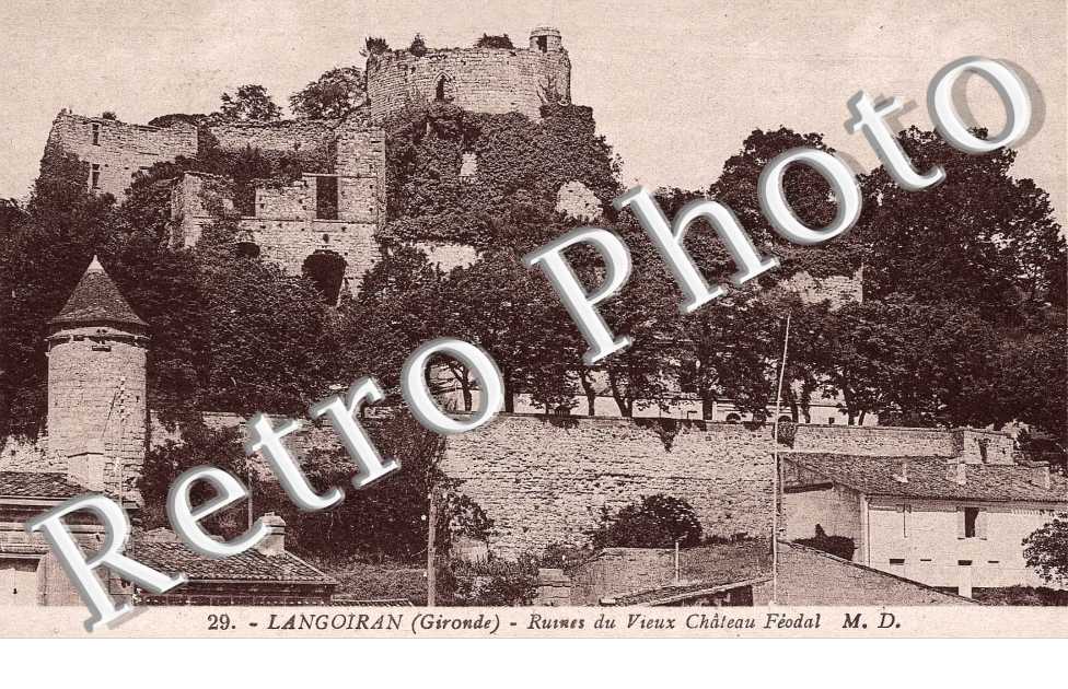 Ruines du vieux chateau feodal