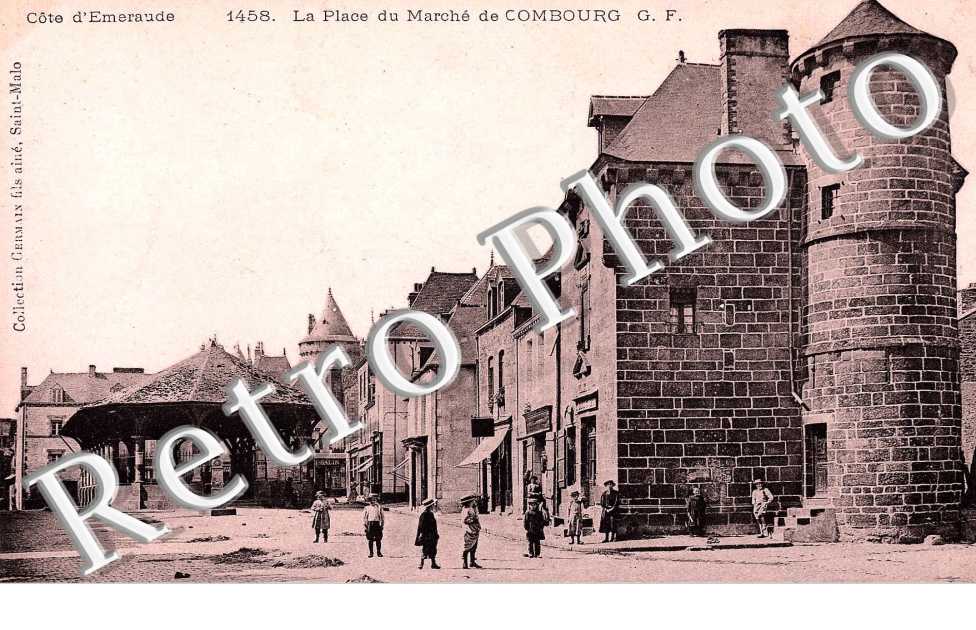 la place du marche de combourg
