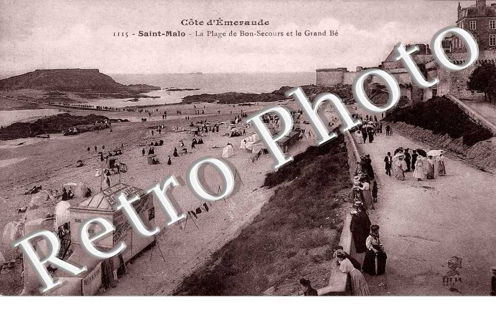 la plage de bonsecours  et le Grand Bé