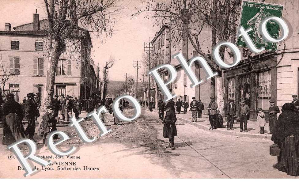 ROUTE DE LYON, SORTIE DES USINES