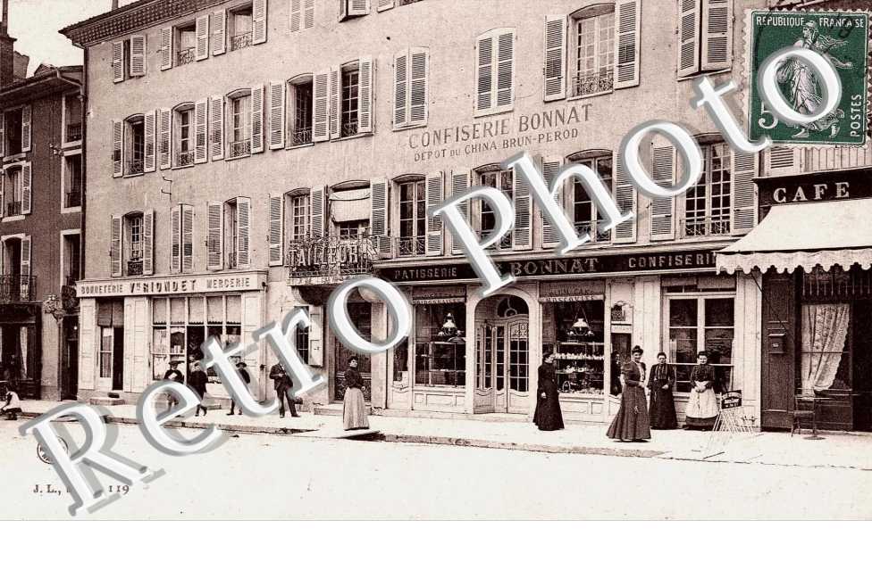 (une rue , confiserie Bonnat)