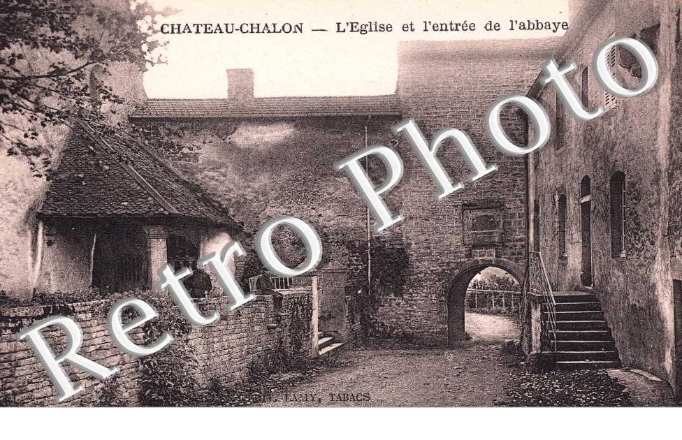 l&#039;eglise  et l&#039;entree de l&#039;abbaye