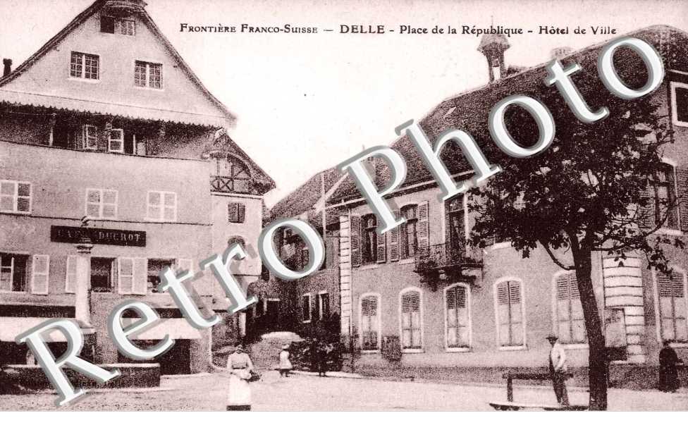 place de la republique, Hotel de Ville