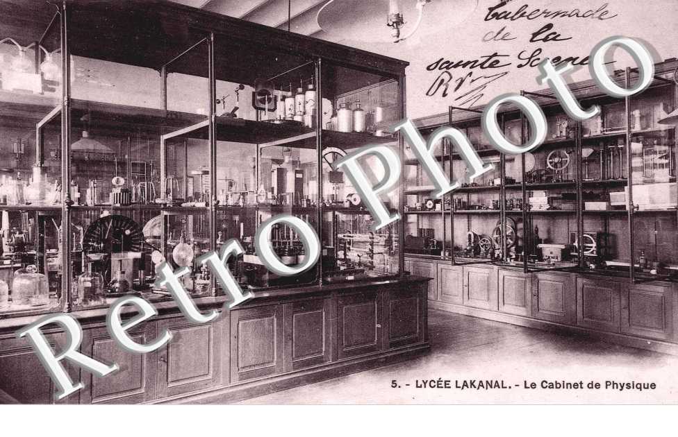 Lycee Lakanal - Le cabinet de physique 