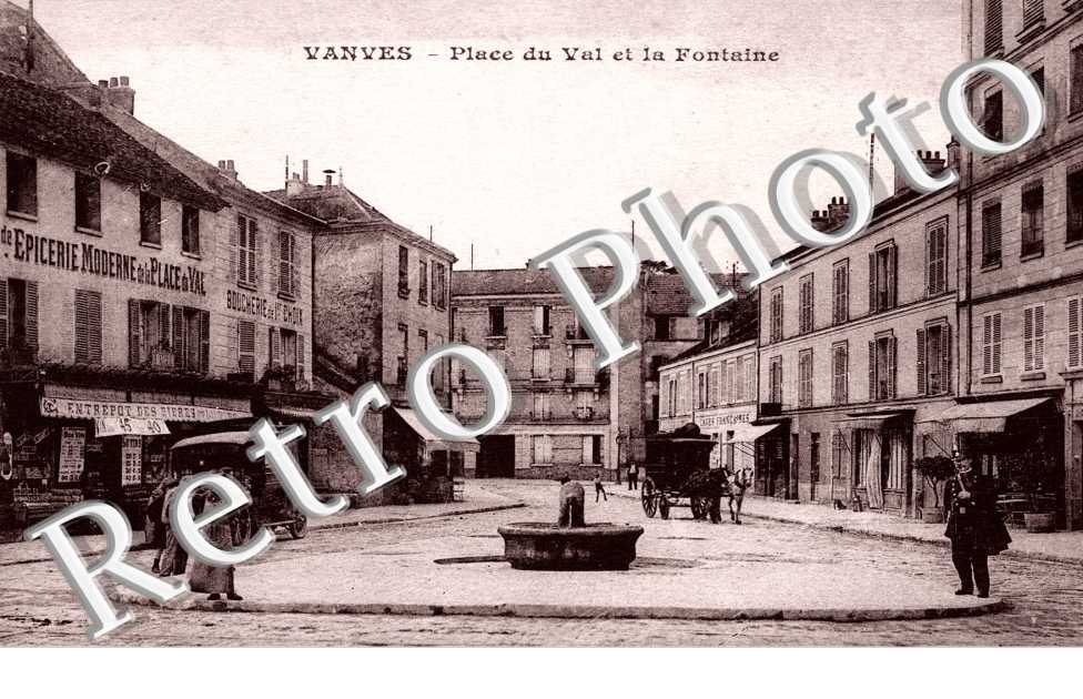 Place du Val et la Fontaine