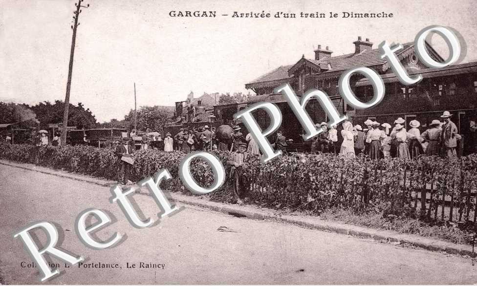 Arrivee d'un train le dimanche