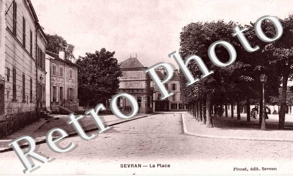 la Place 