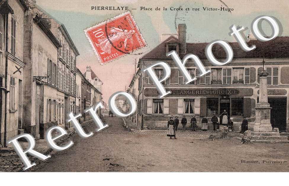 Place de la croix et rue Victor Hugo (toilee couleur)