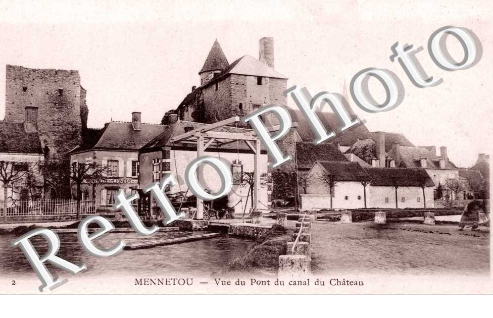 Vue du Pont du canal du château