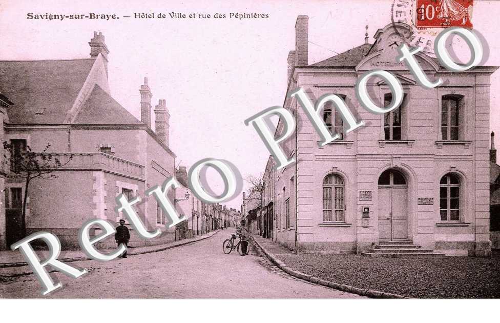 hotel de ville et rue des pepinieres