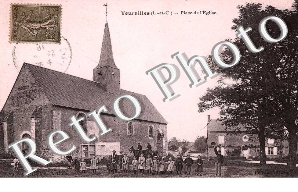 PLACE DE L&#039;EGLISE