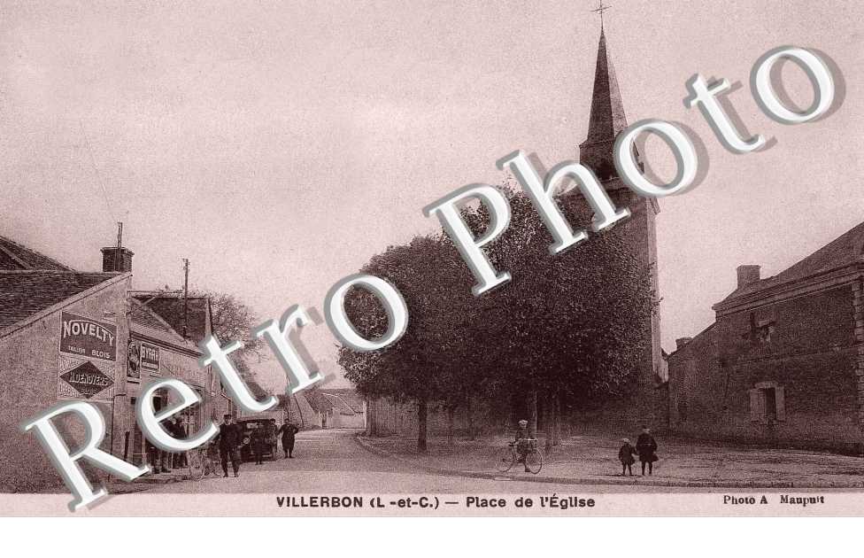PLACE DE L&#039;EGLISE