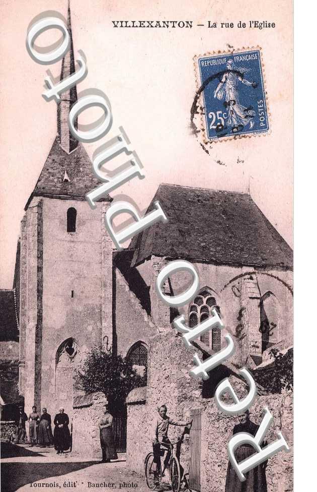 LA RUE DE L&#039;EGLISE