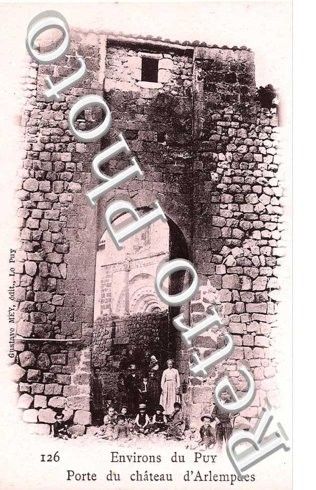 Porte d&#039;un Chateau d&#039;Arlempdes