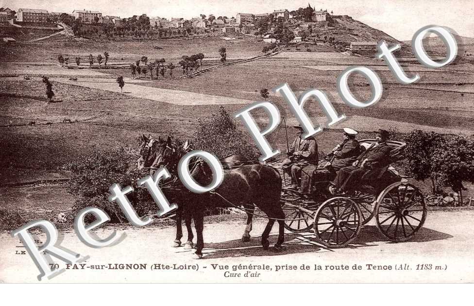 vue generale prise de la route de tence