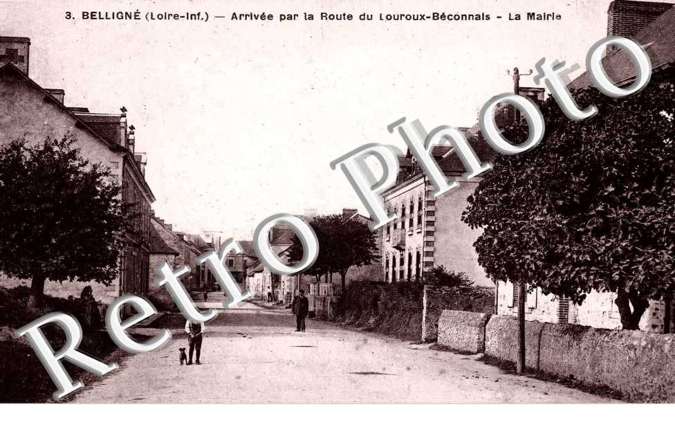 Arrivée par la Route du Louroux-Béconnais