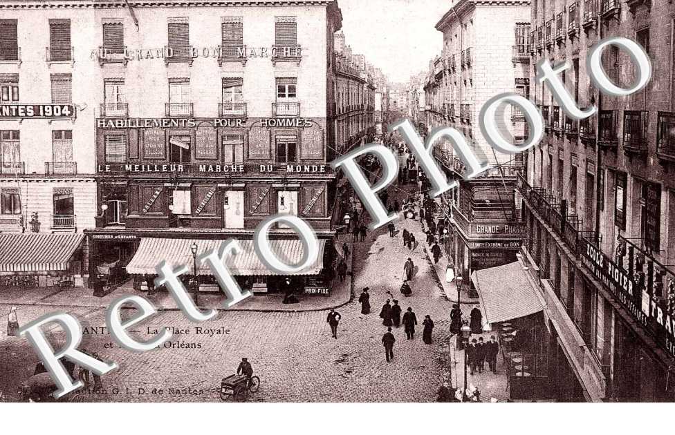 la place royale et la rue d&#039;orleans