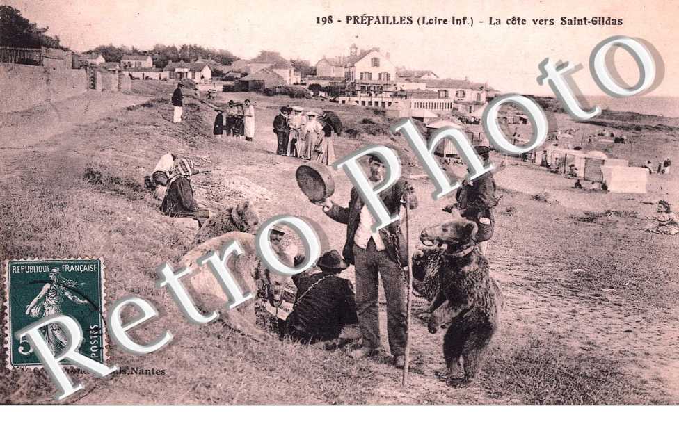 La cote vers Saint Gildas (montreur d&#039;ours)