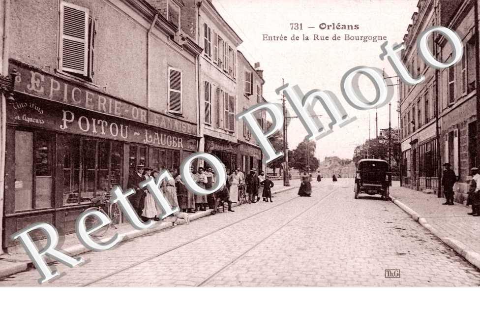 Entrée de la rue de Bourgogne - Epicerie Poitou - Lauger