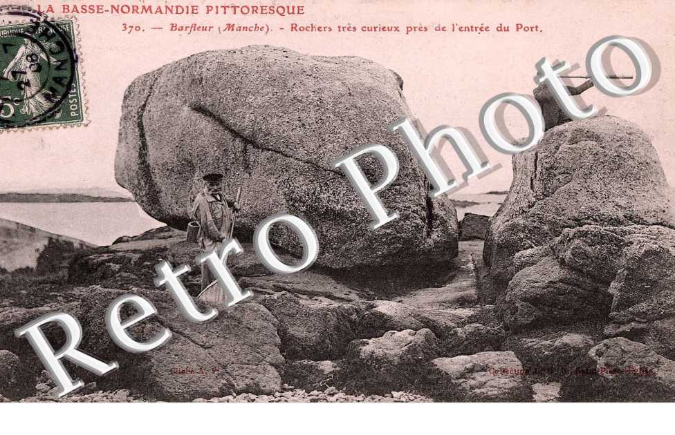 rochers tres curieux pres de l&#039;entree du port