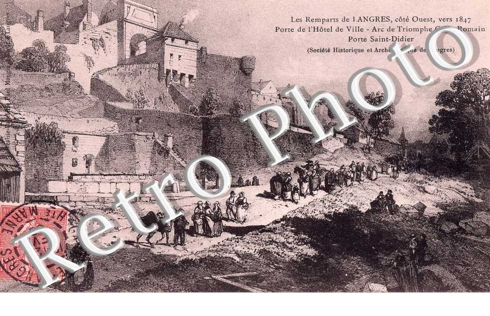 les remparts - porte de l&#039;hotel de ville - arc de triomphe Gallo-romain