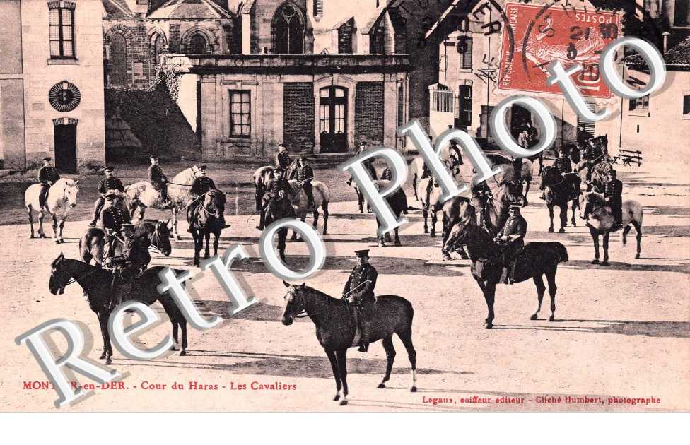 cour du haras - les cavaliers