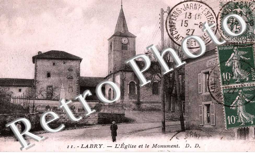 l&#039;eglise et le monument