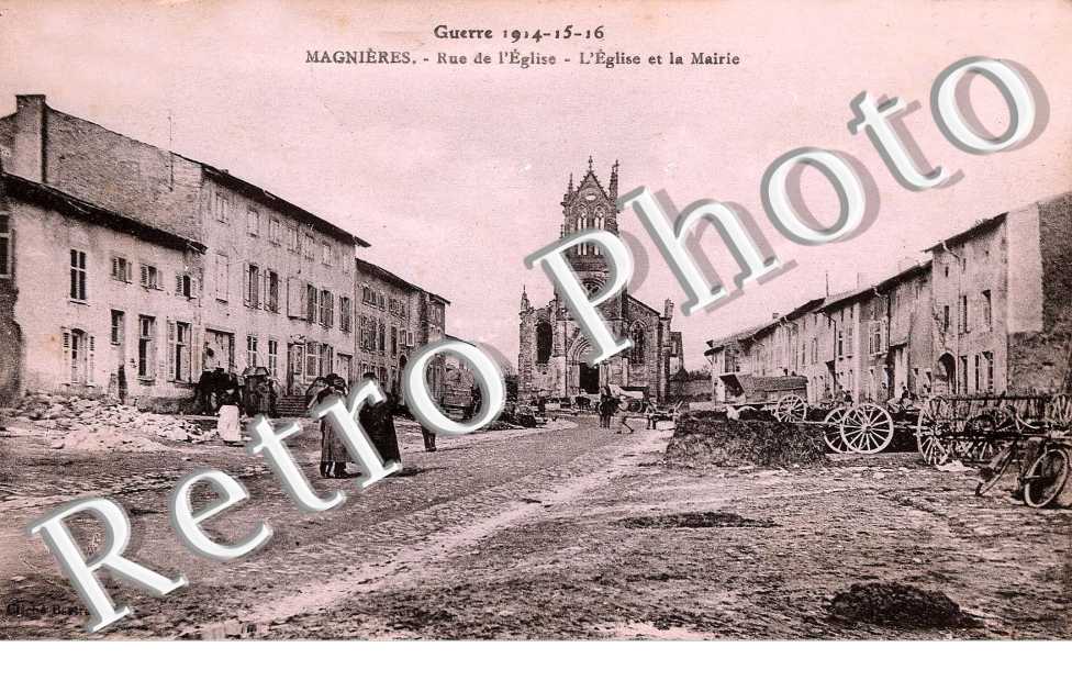 rue de l'Eglise, l'eglise et la mairie