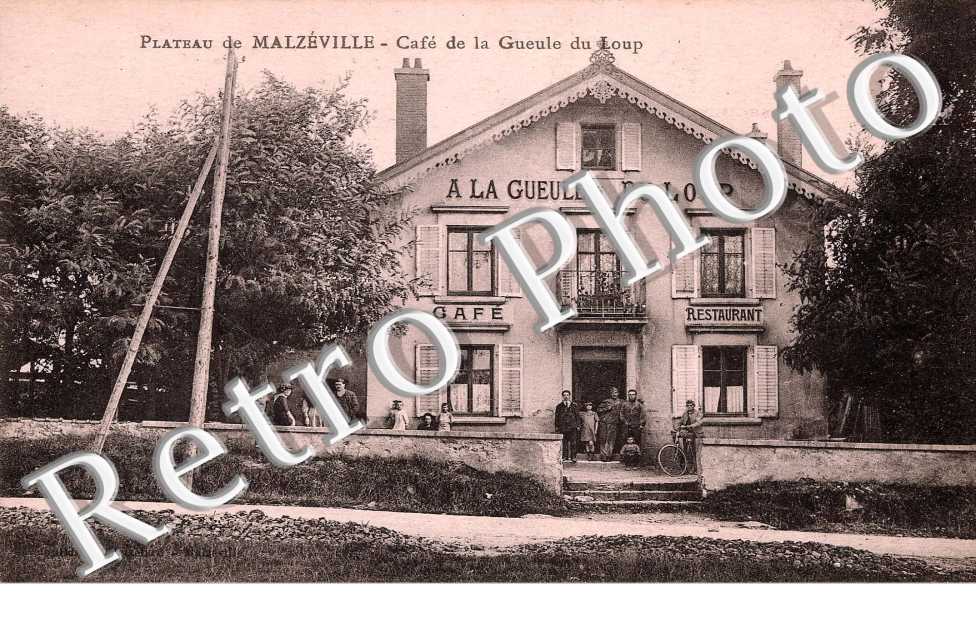 Cafe de la Gueule du Loup au Plateau