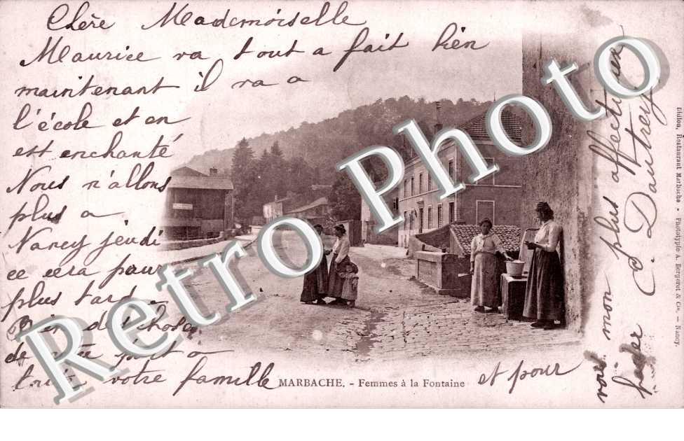 femmes a la fontaine