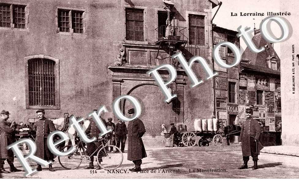 Place de l'Arsenal